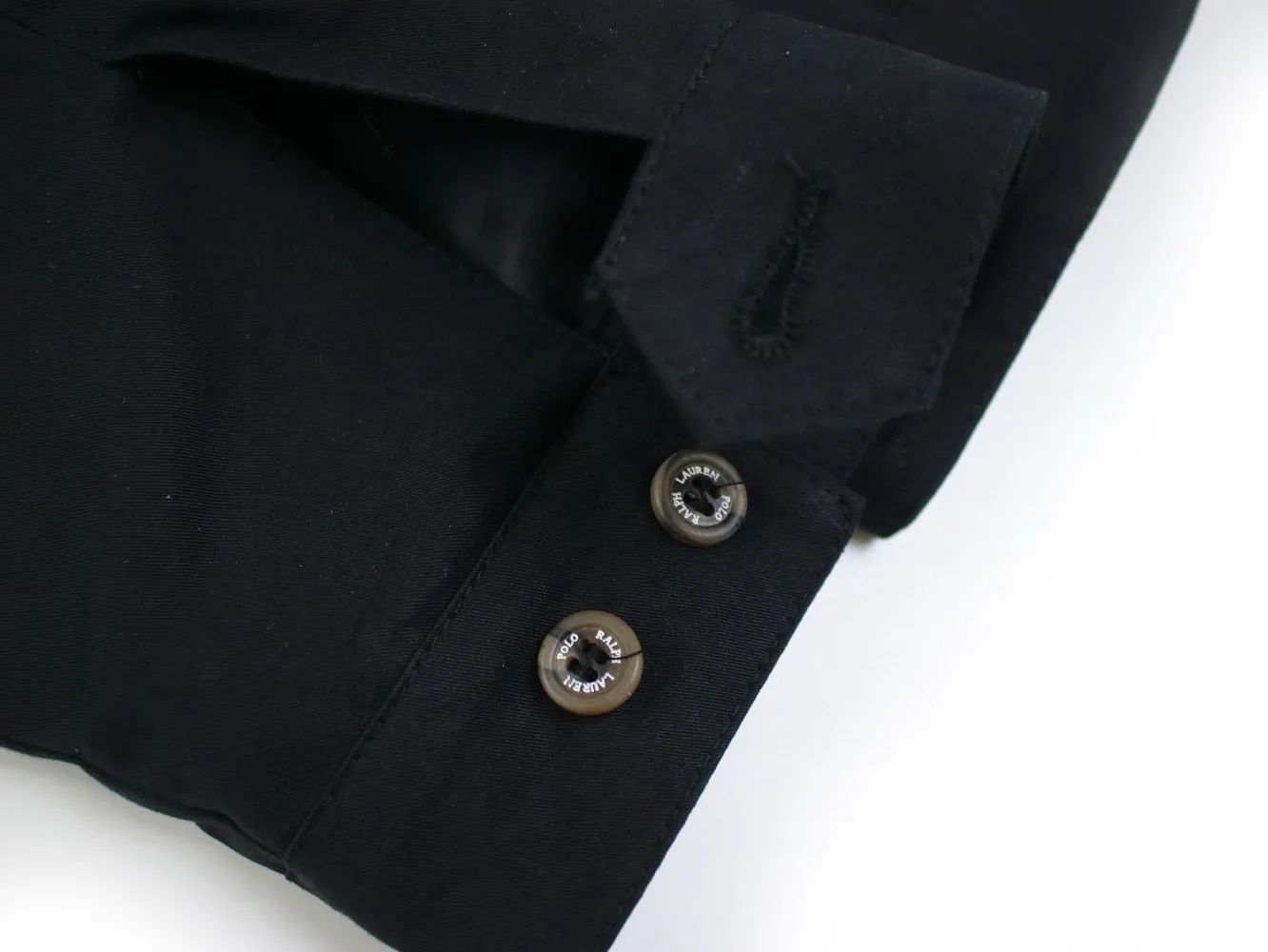 🅿️330 new model number: B12 Ralph Lauren's new 2024 classic old money style stand collar executive zipper jacket 1️⃣Selected from high-quality original developed pure cotton fabrics, with customized plaid lining inside, the overall wearing effect is very soft and comfortable, 2️⃣The workmanship details are perfectly controlled, the chest is exquisitely embroidered with small logos, and the dropped shoulders are made of splicing technology to create a unique design style that highlights your personality! The version is simple but not simple! 3️⃣ Complete with tag accessories, unisex design, and a very versatile jacket for men and women! Color: black, navy, khaki, green Size: S, M, L, XL